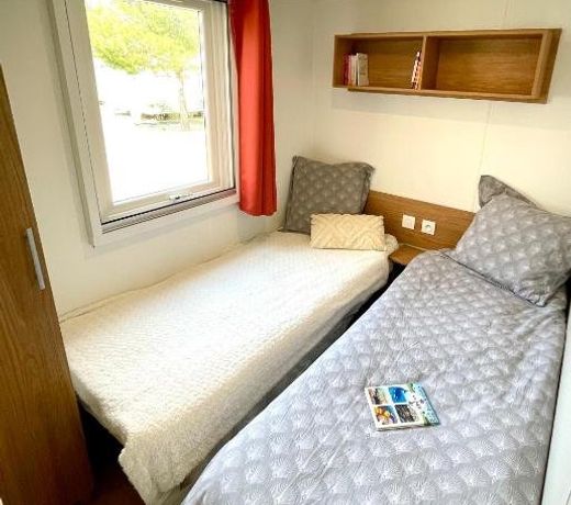 Mobil-home tout beau tout neuf, camping 4*, plage Ã  pied !