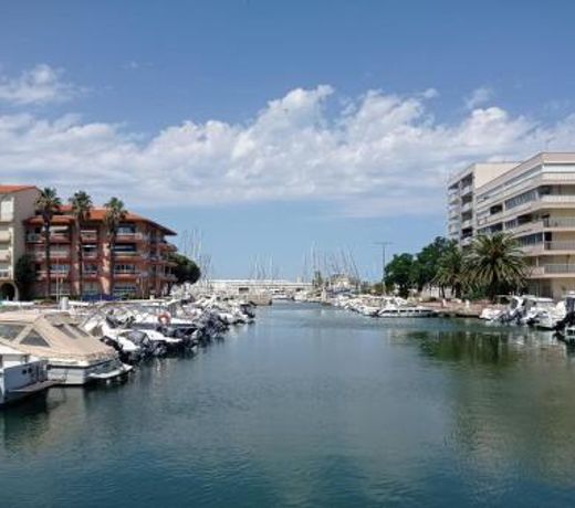 Superbe T3 climatisé calme Marina canet 2 min de la plage