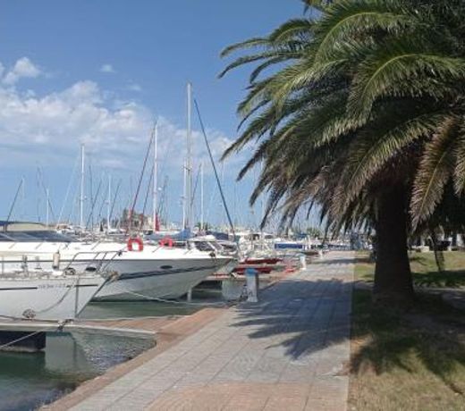 Superbe T3 climatisé calme Marina canet 2 min de la plage