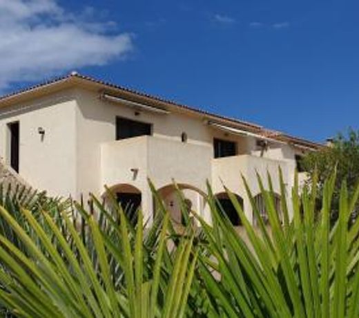 TrÃ¨s bel appartement,proche plage et centre ville.