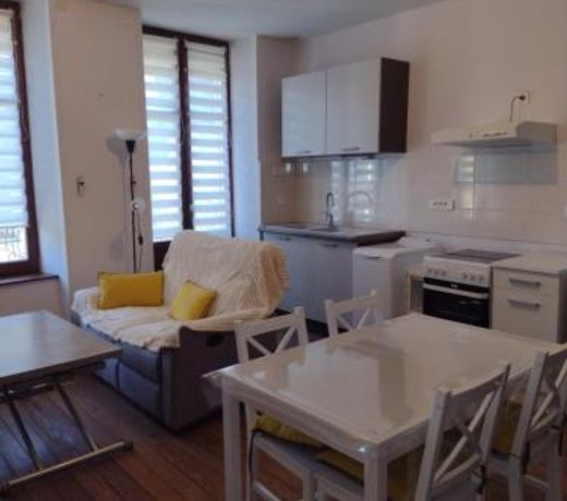 Appartement proche des Termes