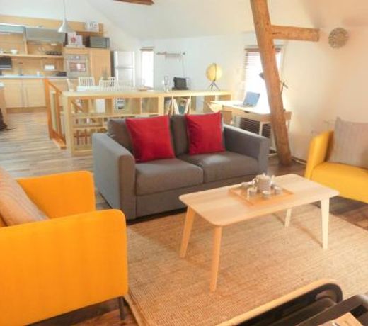 Maison de ville avec parking prive, fibre et Netflix