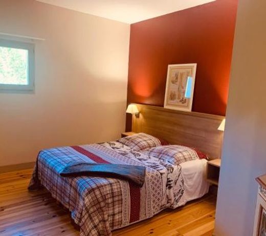 Appartement chaleureux chez Nadège et Raphaël