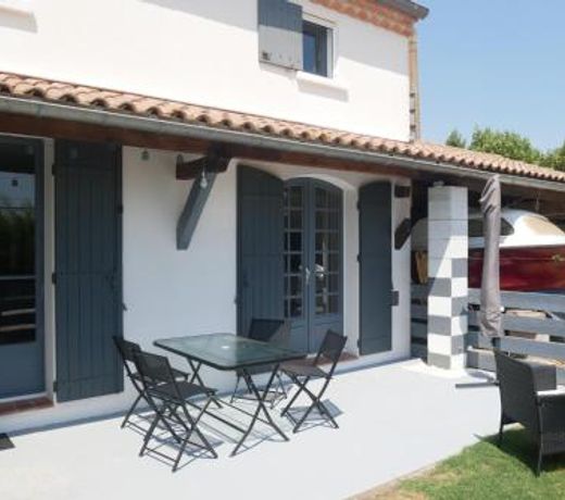 La Petite Maison