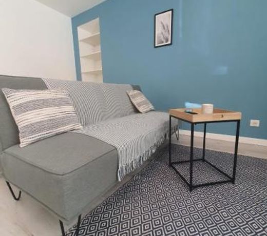 APPARTEMENT HYPER CENTRE - Place du Minage