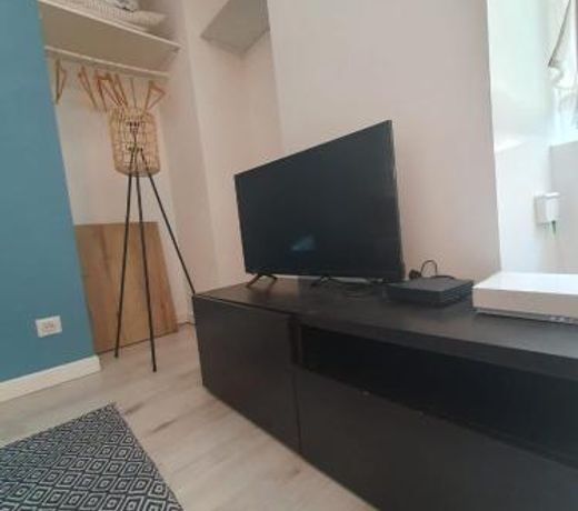 APPARTEMENT HYPER CENTRE - Place du Minage