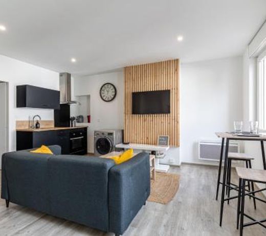 Le Besson BEY II - Appartement T2 avec exterieur