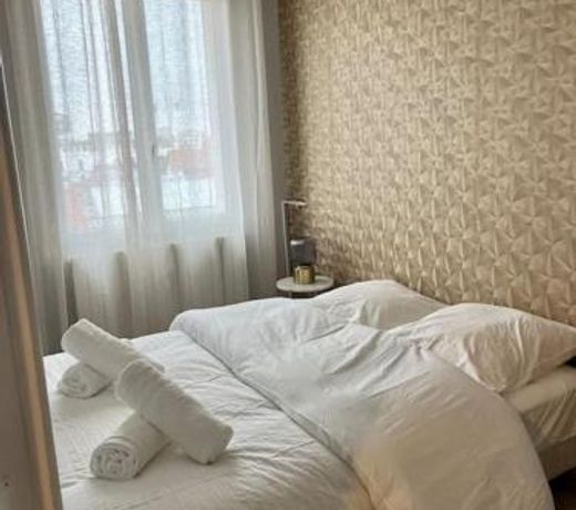 Appartement situe au centre ville dâalfortville