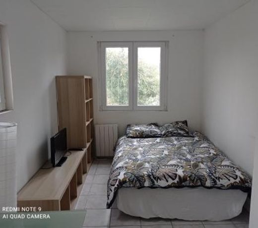 studio efficace, calme et comfortable
