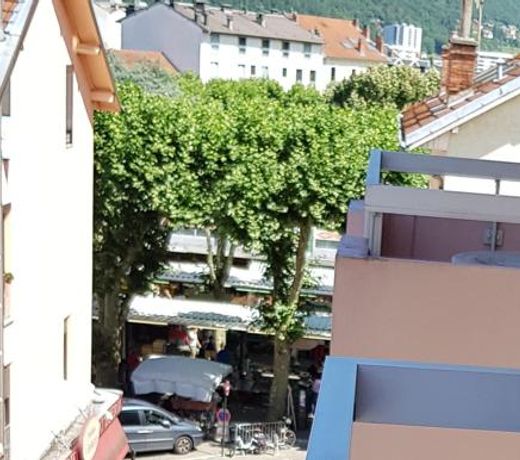 Appartement en plein cœur d'Aix-les-Bains