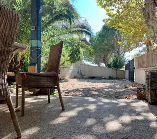 Jolie maison entre mer et Narbonne