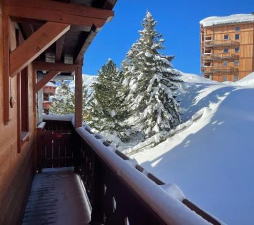 Appartement ski aux pieds dans residence premium piscine, sauna hamam