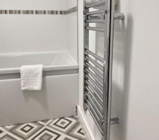 200 Portland rd, Stylish apartment, Free parking, Wi-Fi, 5mins from city centre