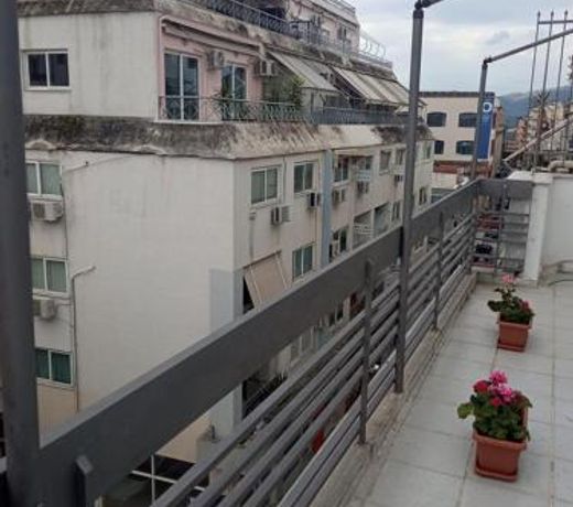 Lemon - HappyHostGr - Downtown Apartment
