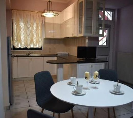 Comfortable Apartment Opposite The Park