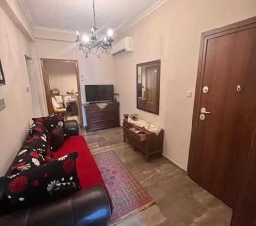 100s.m. Apartment 1 minute from elves mill and half an hour from meteora