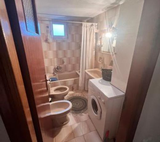 100s.m. Apartment 1 minute from elves mill and half an hour from meteora