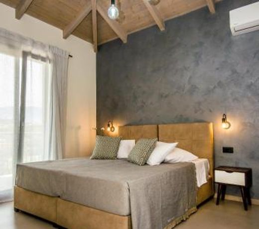 Luxury Villa Chrisi