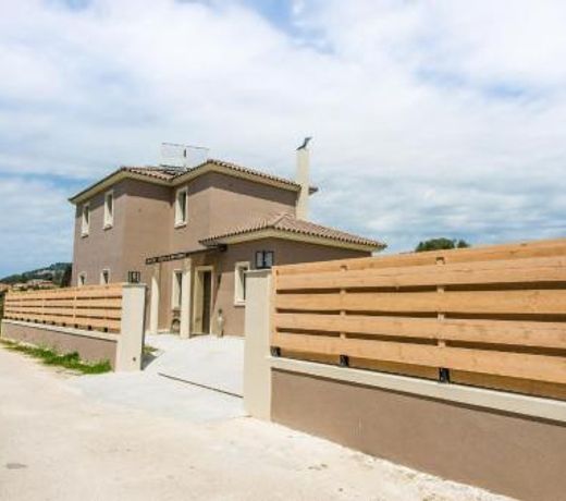 Luxury Villa Chrisi