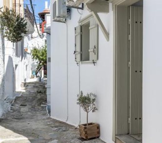 Liviana House