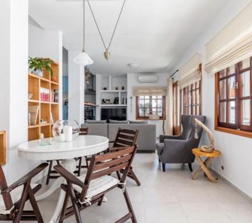Sokaki Home