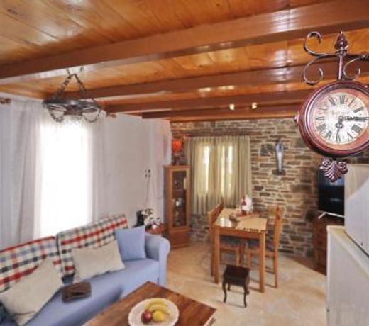 Traditional City Centre House