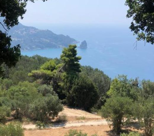 Paloubi Estate