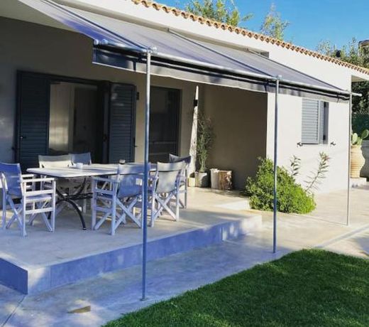 no.21house. Î Beach house in Rio,Patras