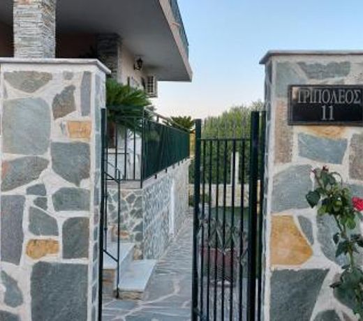 SHLEY House