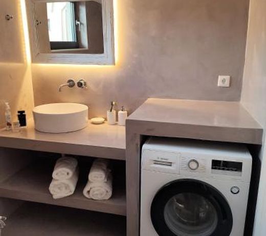 koukounari apartment in city centre