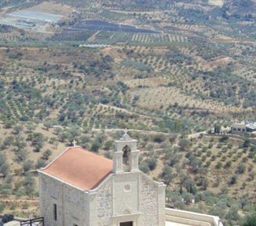 Villa Strata (a path to Psiloritis mountain)