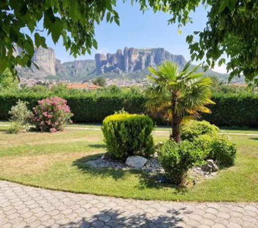 Meteora's Secret Garden House#2