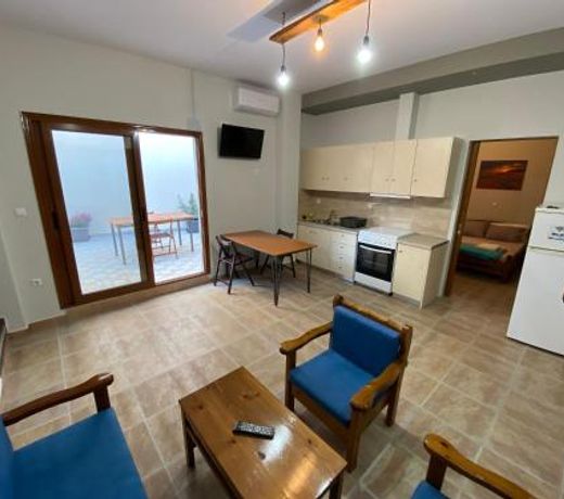 Kalamata home, Marina C