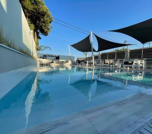 Windrose Apartments - Shared Pool