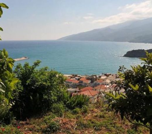 Ikaria - Evdilos village , Katsirifos