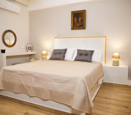 Praxitelis Luxury Apartments