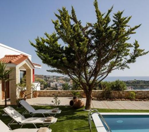 Veranda Sea View Villa, Walking Distance to Beach, By ThinkVilla