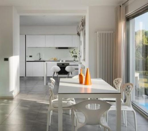 Villa Valsavia-apartment Monsena with pool and SPA