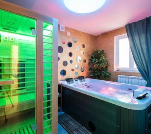 Wellness Studio D'Or - Exclusive NEW apartment With whirlpool, sauna, sunny terrace, private parking