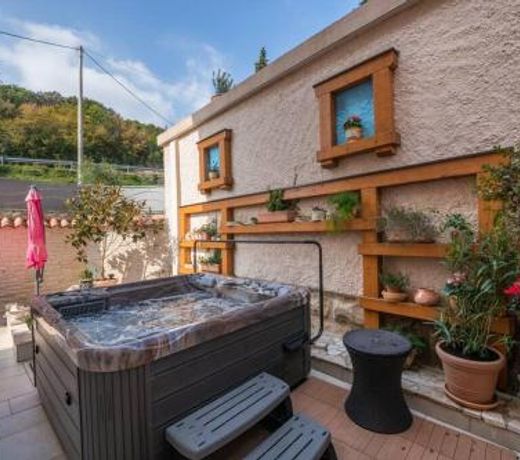 Villa in Istrien,Krnica with Jacuzzi