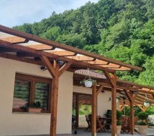 HŐS Vendégház MISKOLC -önálló vendégház, mely csak az Önöké