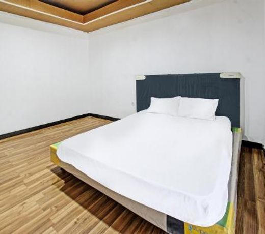 OYO 92090 Panorama Rinjani Lodge