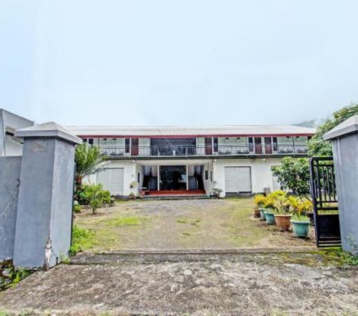 OYO 92090 Panorama Rinjani Lodge