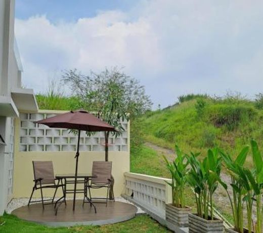 Tabebuya Rumah Liburan Keluarga