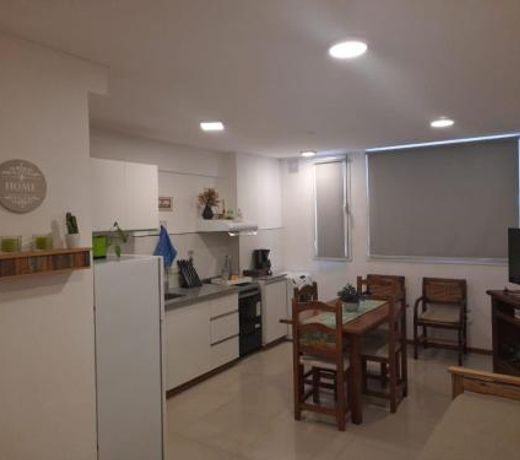 Alvarado Apart