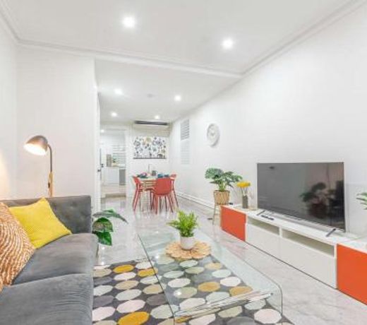 Renovated 4BD Terrace located in Heart of the City