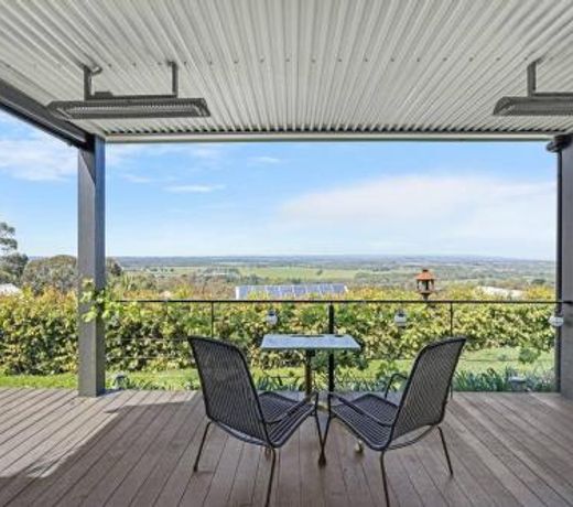 Luxury & plush lifestyle 4beds house in Mt Eliza#M