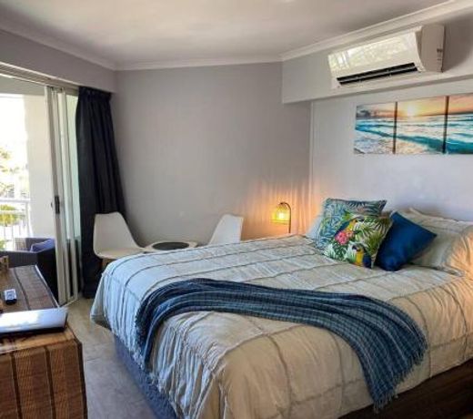 Alex Heads Beachfront Resort King Bed Studio Room