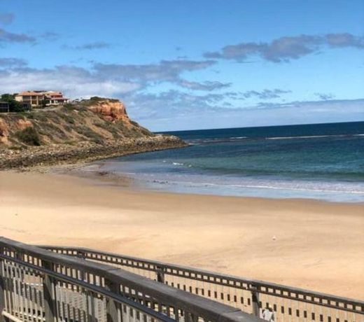 Christies Breeze a luxurious getaway by the sea