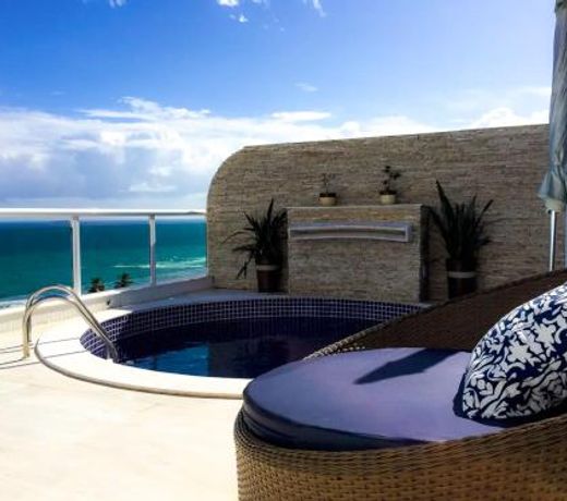 Apartamento-Cobertura de Luxo Vista Mar em Salvador